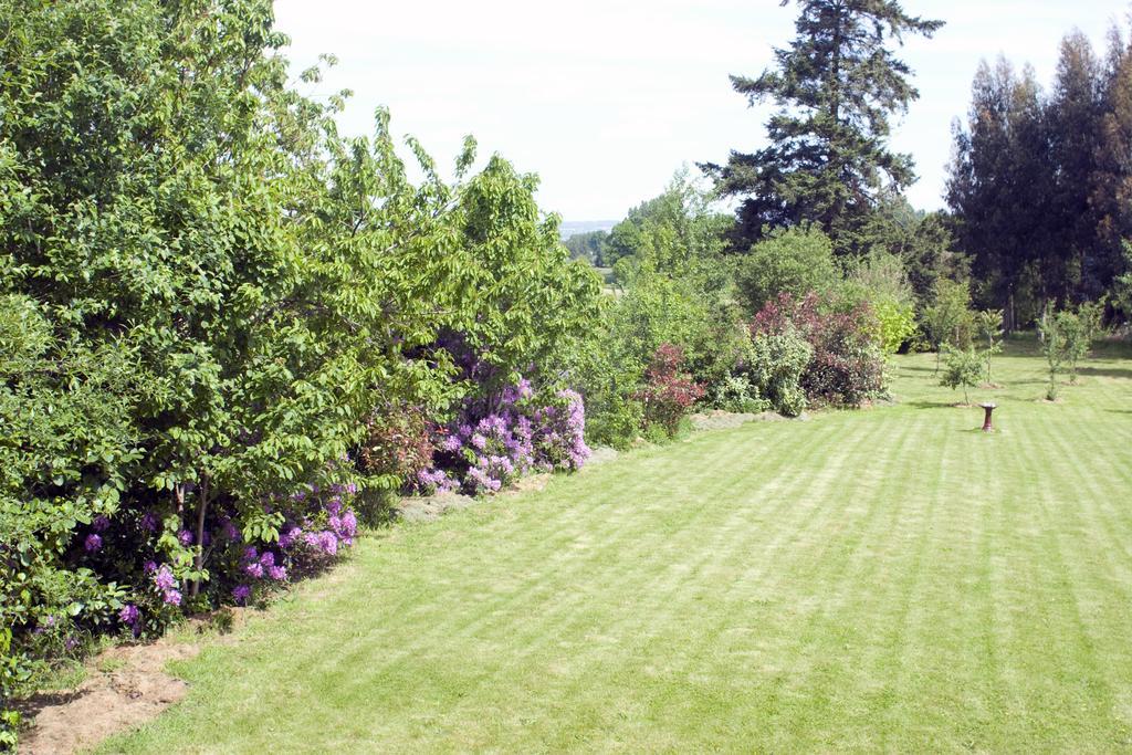 La Nesliere Chambres D'Hotes Bio Saint-Symphorien-des-Monts 外观 照片